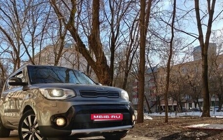 KIA Soul II рестайлинг, 2017 год, 1 750 000 рублей, 3 фотография