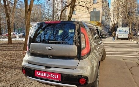 KIA Soul II рестайлинг, 2017 год, 1 750 000 рублей, 5 фотография