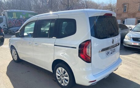 Renault Kangoo, 2022 год, 2 100 000 рублей, 4 фотография