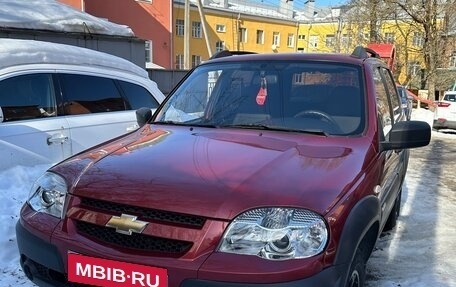 Chevrolet Niva I рестайлинг, 2012 год, 670 000 рублей, 1 фотография