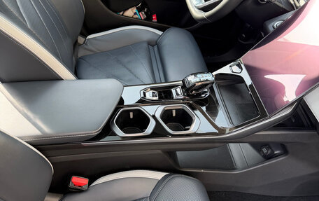 Geely Atlas, 2024 год, 2 000 000 рублей, 13 фотография