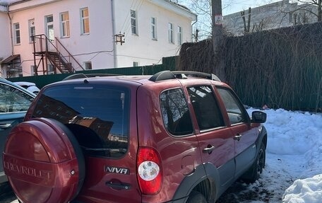 Chevrolet Niva I рестайлинг, 2012 год, 670 000 рублей, 4 фотография