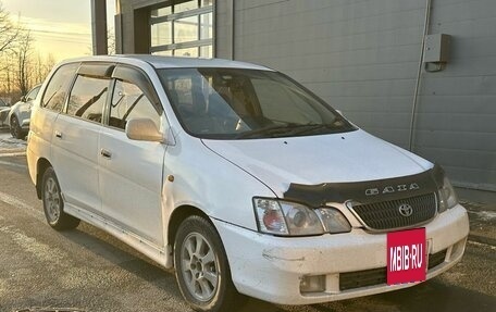 Toyota Gaia, 2000 год, 589 000 рублей, 3 фотография