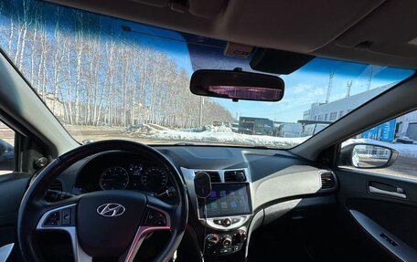 Hyundai Solaris II рестайлинг, 2015 год, 950 000 рублей, 8 фотография