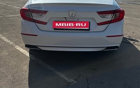 Honda Accord IX рестайлинг, 2018 год, 1 970 000 рублей, 3 фотография