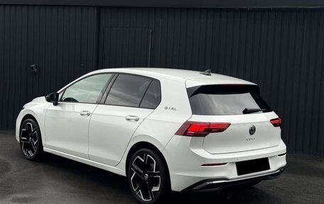 Volkswagen Golf VIII, 2025 год, 3 850 000 рублей, 5 фотография