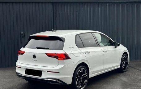 Volkswagen Golf VIII, 2025 год, 3 850 000 рублей, 4 фотография