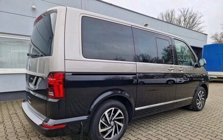 Volkswagen Multivan T6 рестайлинг, 2020 год, 4 600 000 рублей, 10 фотография
