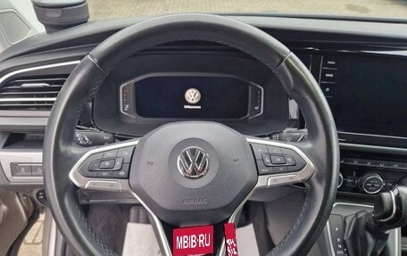 Volkswagen Multivan T6 рестайлинг, 2020 год, 4 600 000 рублей, 12 фотография