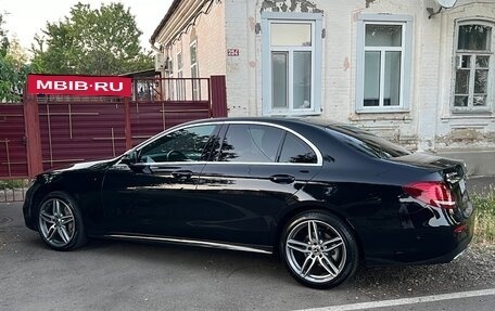 Mercedes-Benz E-Класс, 2019 год, 3 290 000 рублей, 3 фотография