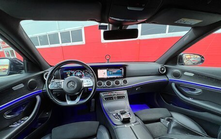 Mercedes-Benz E-Класс, 2019 год, 3 290 000 рублей, 6 фотография