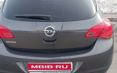 Opel Astra J, 2011 год, 540 000 рублей, 4 фотография