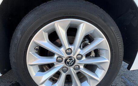 Toyota Corolla, 2022 год, 1 970 000 рублей, 9 фотография