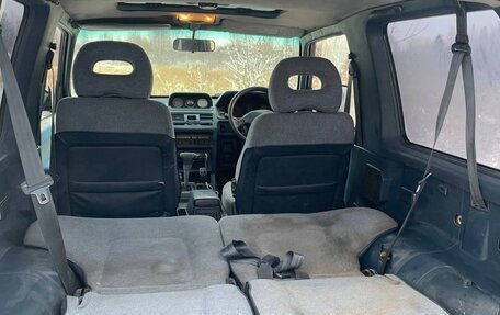 Mitsubishi Pajero III рестайлинг, 1994 год, 330 000 рублей, 21 фотография