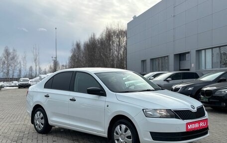 Skoda Rapid I, 2017 год, 1 380 000 рублей, 2 фотография