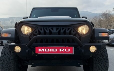 Jeep Wrangler, 2021 год, 4 000 000 рублей, 2 фотография