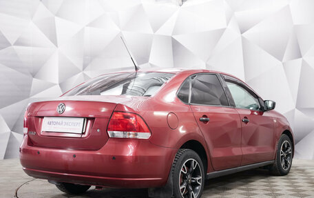 Volkswagen Polo VI (EU Market), 2011 год, 650 000 рублей, 2 фотография