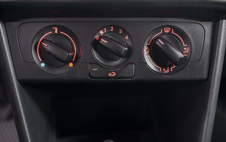 Volkswagen Polo VI (EU Market), 2011 год, 650 000 рублей, 7 фотография