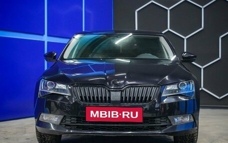 Skoda Superb III рестайлинг, 2018 год, 1 780 000 рублей, 4 фотография