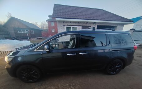 KIA Carnival III, 2018 год, 2 980 000 рублей, 4 фотография