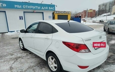 Hyundai Solaris II рестайлинг, 2011 год, 800 000 рублей, 8 фотография