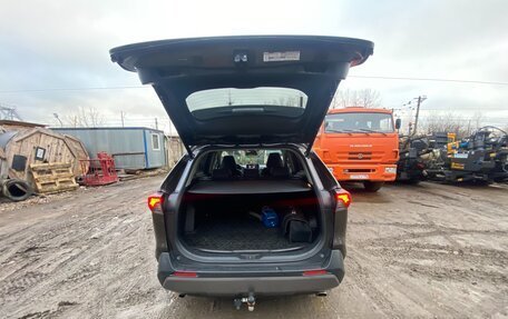 Toyota RAV4, 2019 год, 2 500 000 рублей, 9 фотография