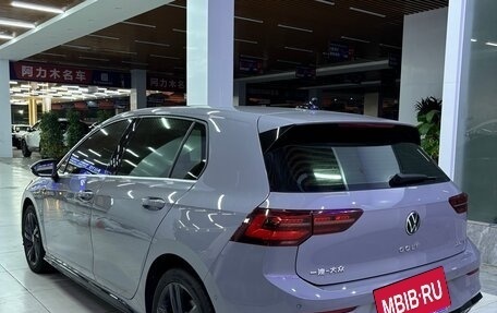 Volkswagen Golf VIII, 2023 год, 2 240 000 рублей, 5 фотография