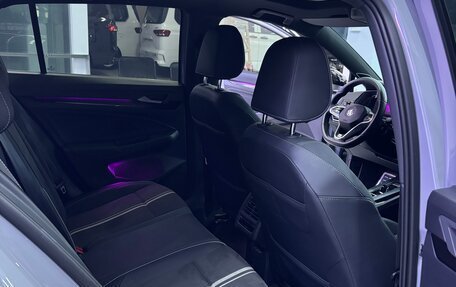 Volkswagen Golf VIII, 2023 год, 2 240 000 рублей, 22 фотография