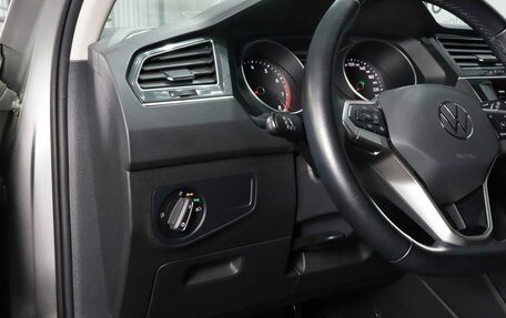 Volkswagen Tiguan II, 2021 год, 2 749 000 рублей, 9 фотография