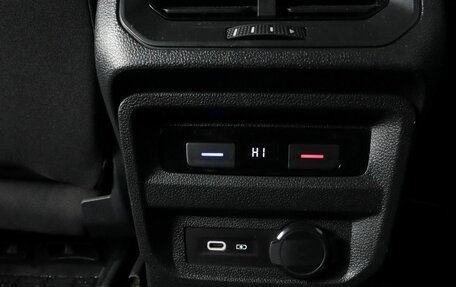 Volkswagen Tiguan II, 2021 год, 2 749 000 рублей, 17 фотография