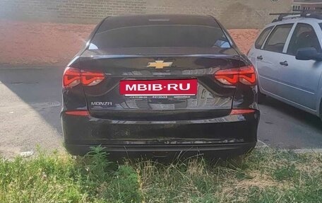 Chevrolet Monza, 2022 год, 1 550 000 рублей, 2 фотография