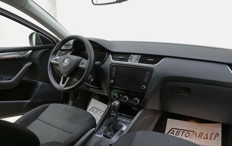 Skoda Octavia, 2019 год, 1 749 000 рублей, 6 фотография