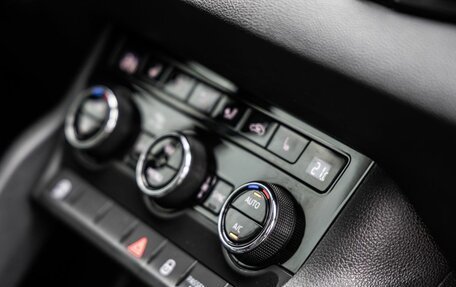 Skoda Karoq I, 2020 год, 2 368 000 рублей, 30 фотография