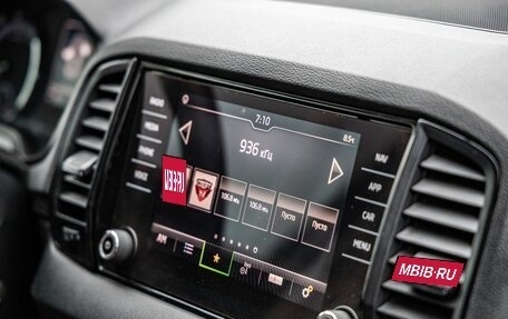 Skoda Karoq I, 2020 год, 2 368 000 рублей, 24 фотография