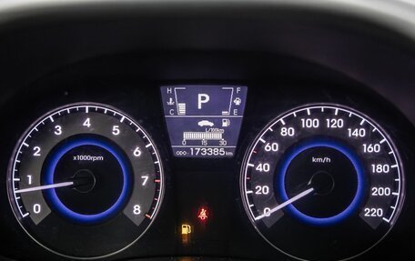 Hyundai Solaris II рестайлинг, 2011 год, 778 000 рублей, 15 фотография