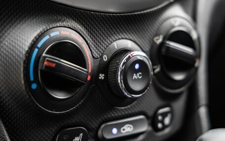 Hyundai Solaris II рестайлинг, 2011 год, 778 000 рублей, 28 фотография