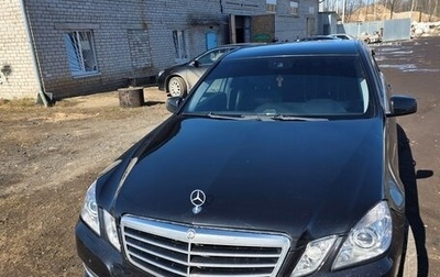 Mercedes-Benz E-Класс, 2012 год, 950 000 рублей, 1 фотография