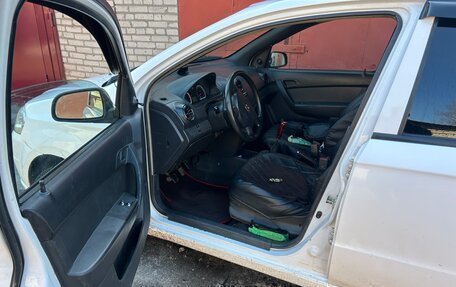 Chevrolet Aveo III, 2010 год, 295 000 рублей, 19 фотография