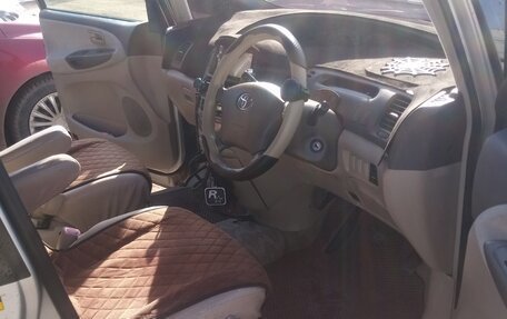 Toyota Estima III рестайлинг -2, 2003 год, 740 000 рублей, 12 фотография