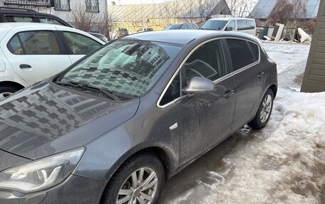 Opel Astra J, 2011 год, 645 000 рублей, 4 фотография