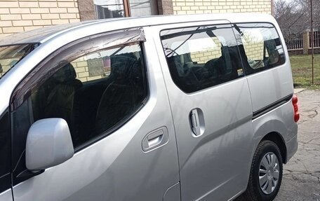 Nissan NV200, 2015 год, 1 228 000 рублей, 2 фотография