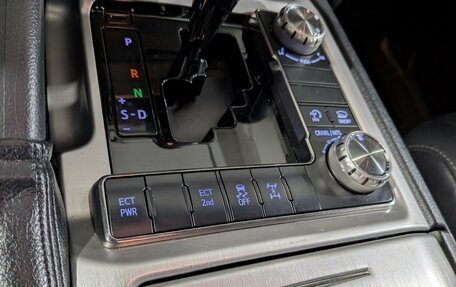 Toyota Land Cruiser 200, 2016 год, 5 502 500 рублей, 16 фотография