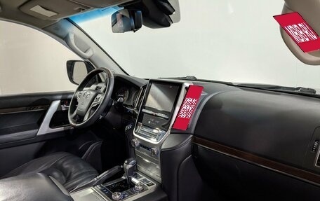 Toyota Land Cruiser 200, 2016 год, 5 502 500 рублей, 15 фотография