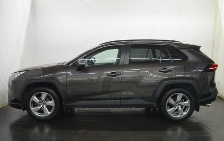 Toyota RAV4, 2019 год, 3 300 000 рублей, 8 фотография