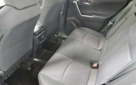 Toyota RAV4, 2019 год, 3 300 000 рублей, 11 фотография