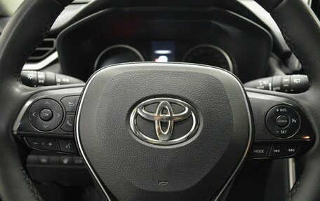 Toyota RAV4, 2019 год, 3 300 000 рублей, 16 фотография