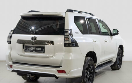 Toyota Land Cruiser Prado 150 рестайлинг 2, 2020 год, 5 900 000 рублей, 5 фотография