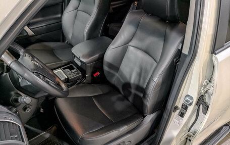 Toyota Land Cruiser Prado 150 рестайлинг 2, 2020 год, 5 900 000 рублей, 20 фотография