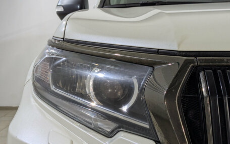 Toyota Land Cruiser Prado 150 рестайлинг 2, 2020 год, 5 900 000 рублей, 11 фотография