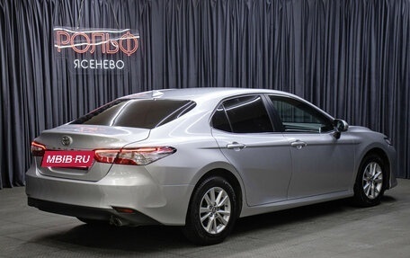 Toyota Camry, 2019 год, 2 398 000 рублей, 5 фотография